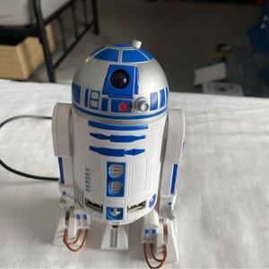 R2-D2 USB Hub with Blue Accents (Untested)